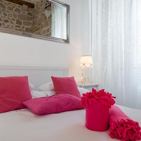 Luxury Rose Apartment Ragusa Esterno foto